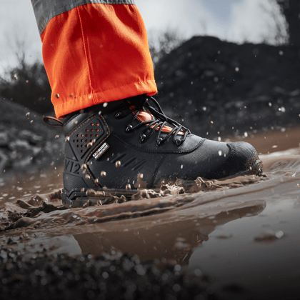 V12 Footwear_Invincible