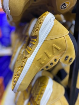 V12 Footwear boot production